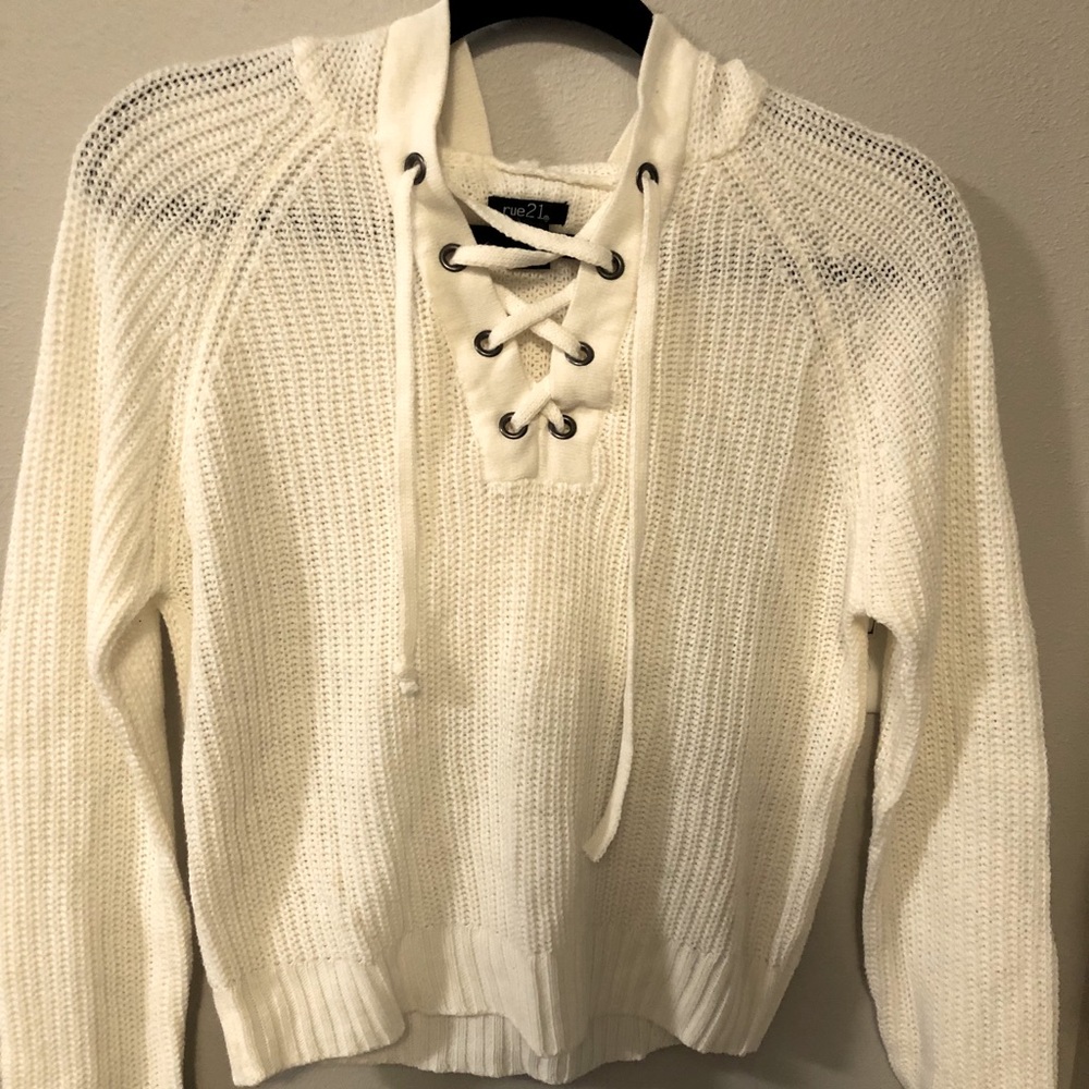 Rue 21. Off white Sweater knit hoodie